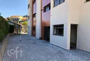 Image 17 - 493321