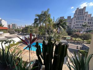 Image 4 - 497947