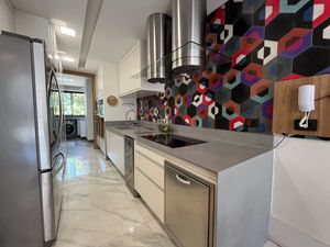 Image 32 - 497947