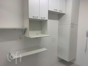 Image 13 - 498817