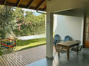 Image 8 - 499098