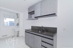 Image 4 - 499565