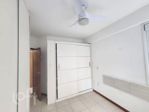 Image 22 - 500048