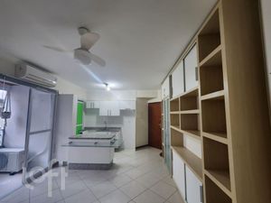 Image 14 - 500048