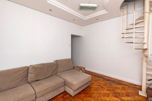 Image 19 - 501777