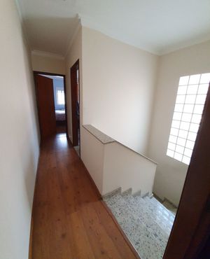 Image 8 - 501800