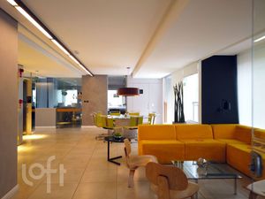 Image 21 - 503341