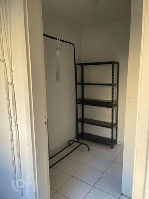 Image 19 - 503579