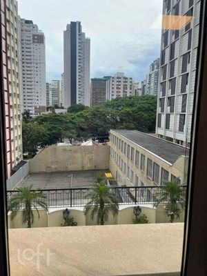Image 10 - 503579