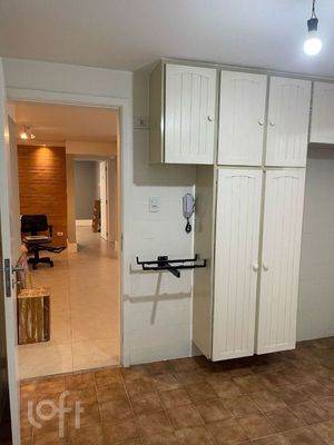 Image 7 - 503579