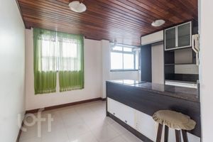 Image 11 - 505577