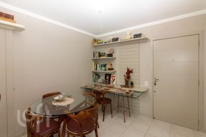 Image 20 - 506998