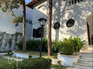 Image 19 - 507918