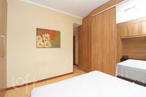 Image 19 - 518602