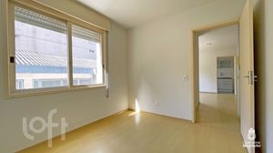Image 7 - 518663