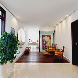 Image 19 - 519132