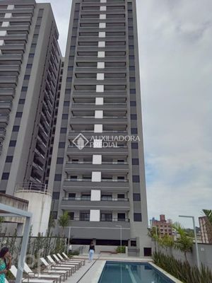 Image 12 - 520742