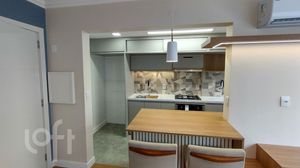 Image 19 - 521125