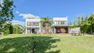 Image 1 - 522241