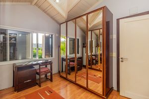 Image 38 - 522366