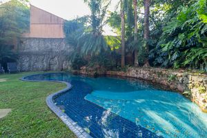 Image 1 - 522366