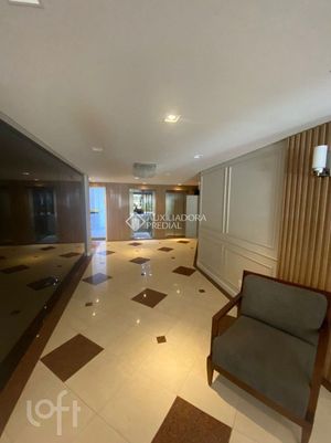 Image 25 - 523183