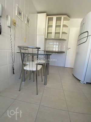 Image 14 - 523183