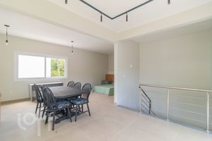 Image 39 - 523356