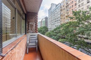 Image 30 - 523422