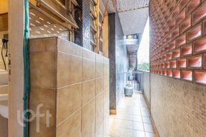Image 44 - 523422