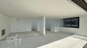 Image 5 - 523578