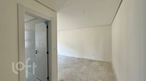 Image 32 - 523578