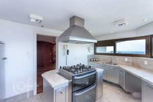 Image 25 - 523720