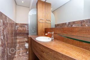 Image 15 - 523720