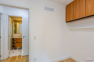 Image 11 - 524158