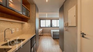 Image 6 - 524305