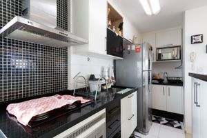 Image 29 - 525387