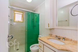Image 15 - 525452