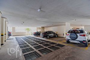 Image 21 - 526911