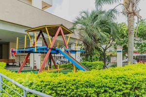 Image 32 - 526911