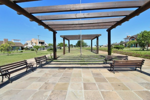 Image 34 - 527516
