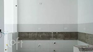 Image 5 - 527867