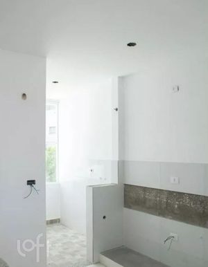 Image 7 - 527867