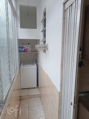 Image 30 - 527958