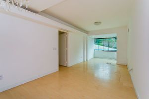 Image 1 - 528618