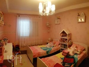Image 6 - 530301