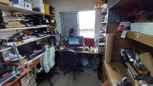 Image 43 - 530979