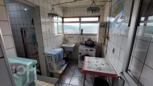 Image 16 - 530979
