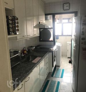 Image 20 - 533784