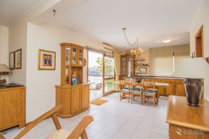 Image 22 - 5356